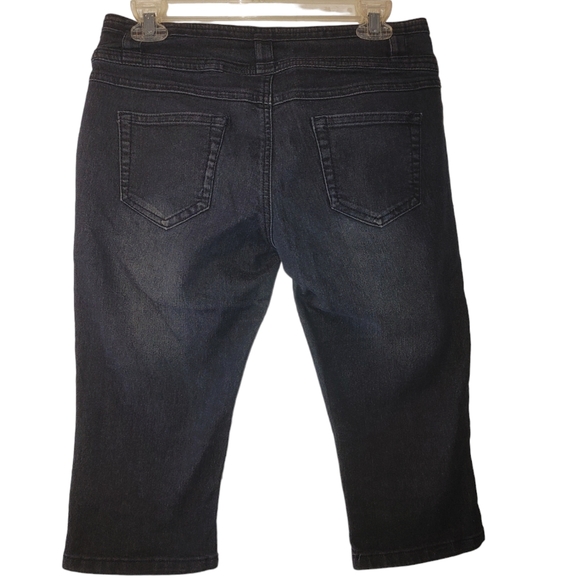 L'Square - Picture 2 of 2